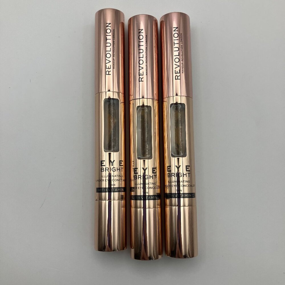 Revolution Eye Bright Bright Illuminating Under Eye Concealer Tan Vitamin C